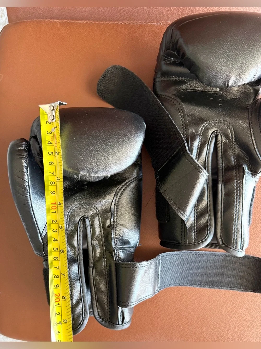 Like New! Boxing Gloves Kids Women Men MMA Sparring, Muay Thai, Kickboxing 12oz